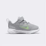 Nike Revolution 6
