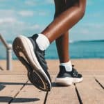 ADIDAS ULTRABOOST 22 J     CBLACK/CBLACK/FTWWHT - Image 9