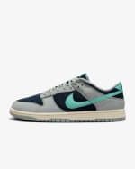 NIKE DUNK LOW RETRO PREMIUM LIGHT / PUMICE GREEN / FROST - Image 2