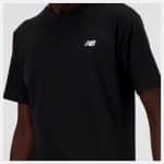 NEW BALANCE ΜΠΛΟΥΖΑ  NEW BALANCE SMALL LOGO T-SHIRT - Image 4