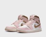NIKE WMNS AIR JORDAN 1 MID - Image 3