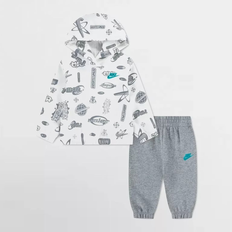 86P203-042.jpg NIKE NKB B NSW BRAND A AOP FLC PO S - Image 1