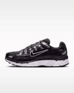 NIKE  P-6000